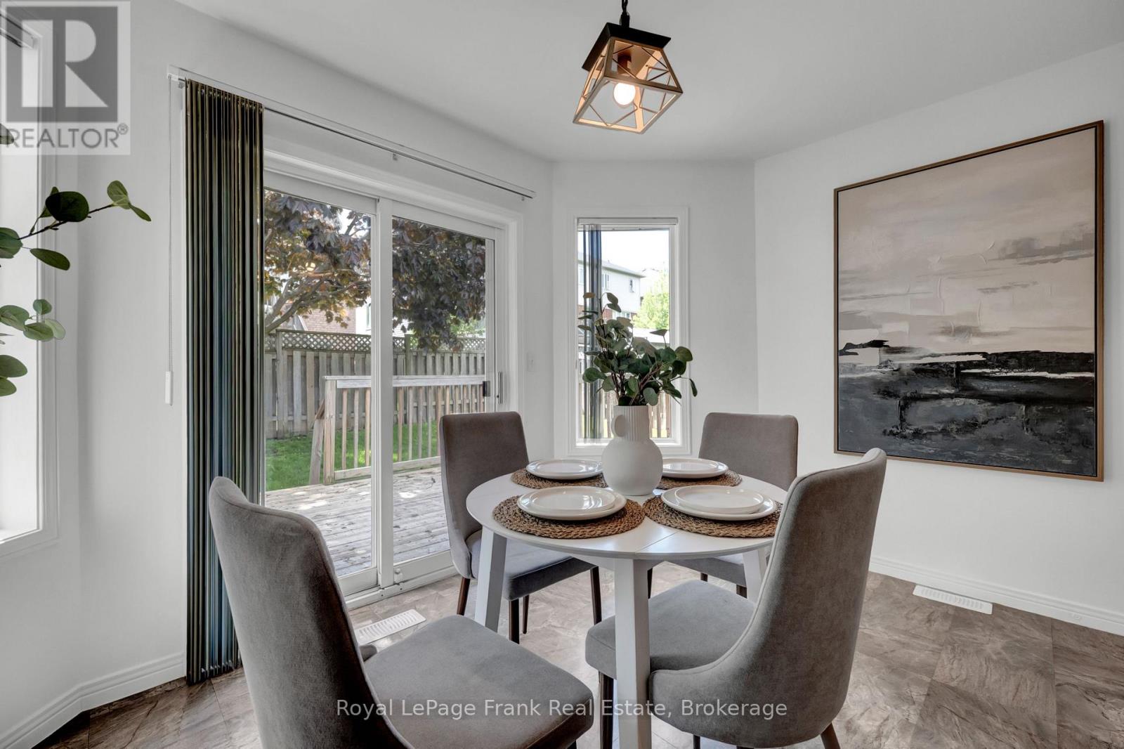 92 West Side Drive, Clarington, Ontario  L1C 4Y9 - Photo 14 - E13213306