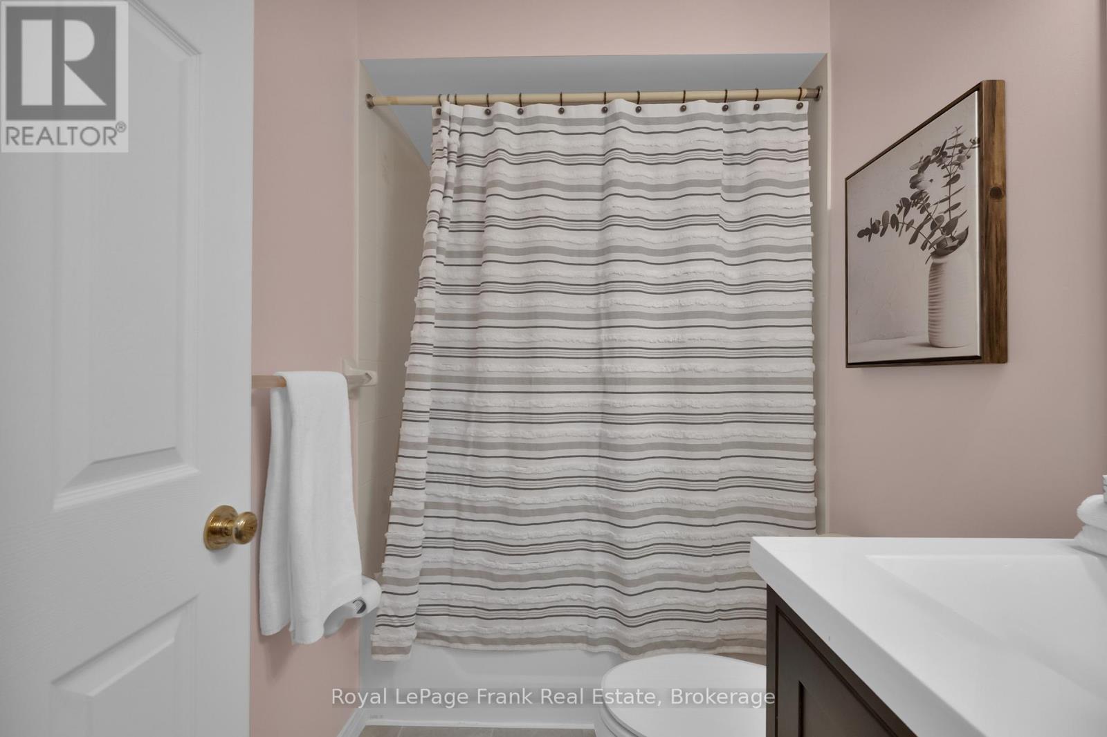 92 West Side Drive, Clarington, Ontario  L1C 4Y9 - Photo 21 - E13213306