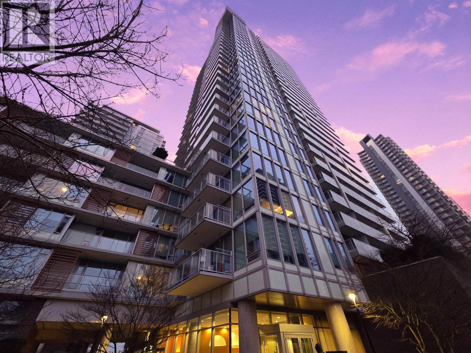 901 8131 Nunavut Lane, Vancouver, British Columbia  V5X 0E2 - Photo 1 - R3077348