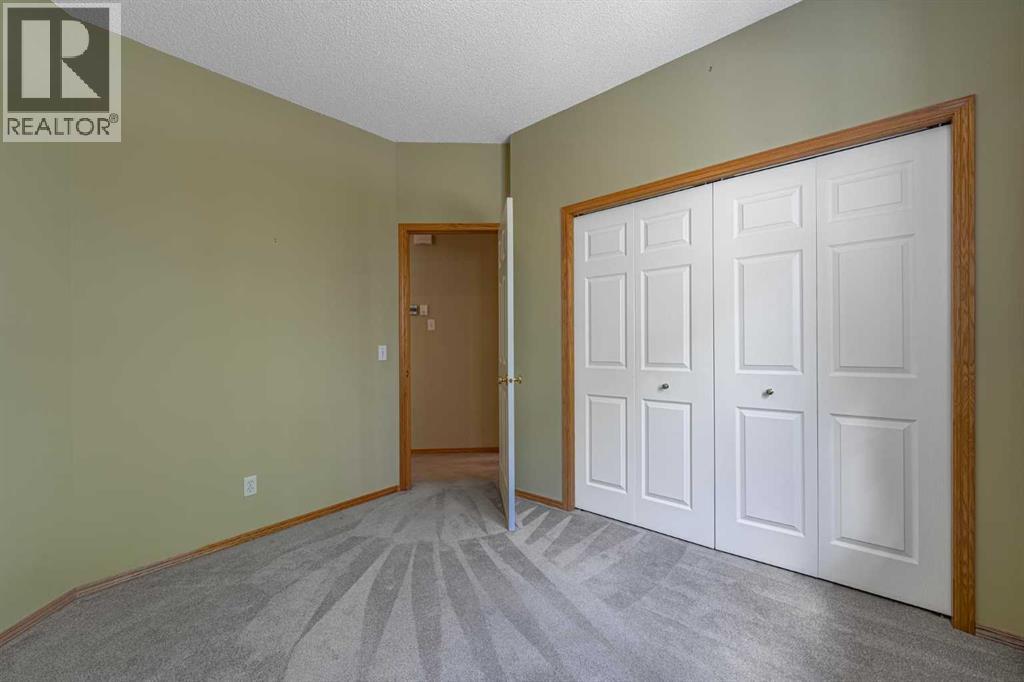 44 Prestwick Pond Terrace Se, Calgary, Alberta  T2Z 3Z8 - Photo 17 - A2312751