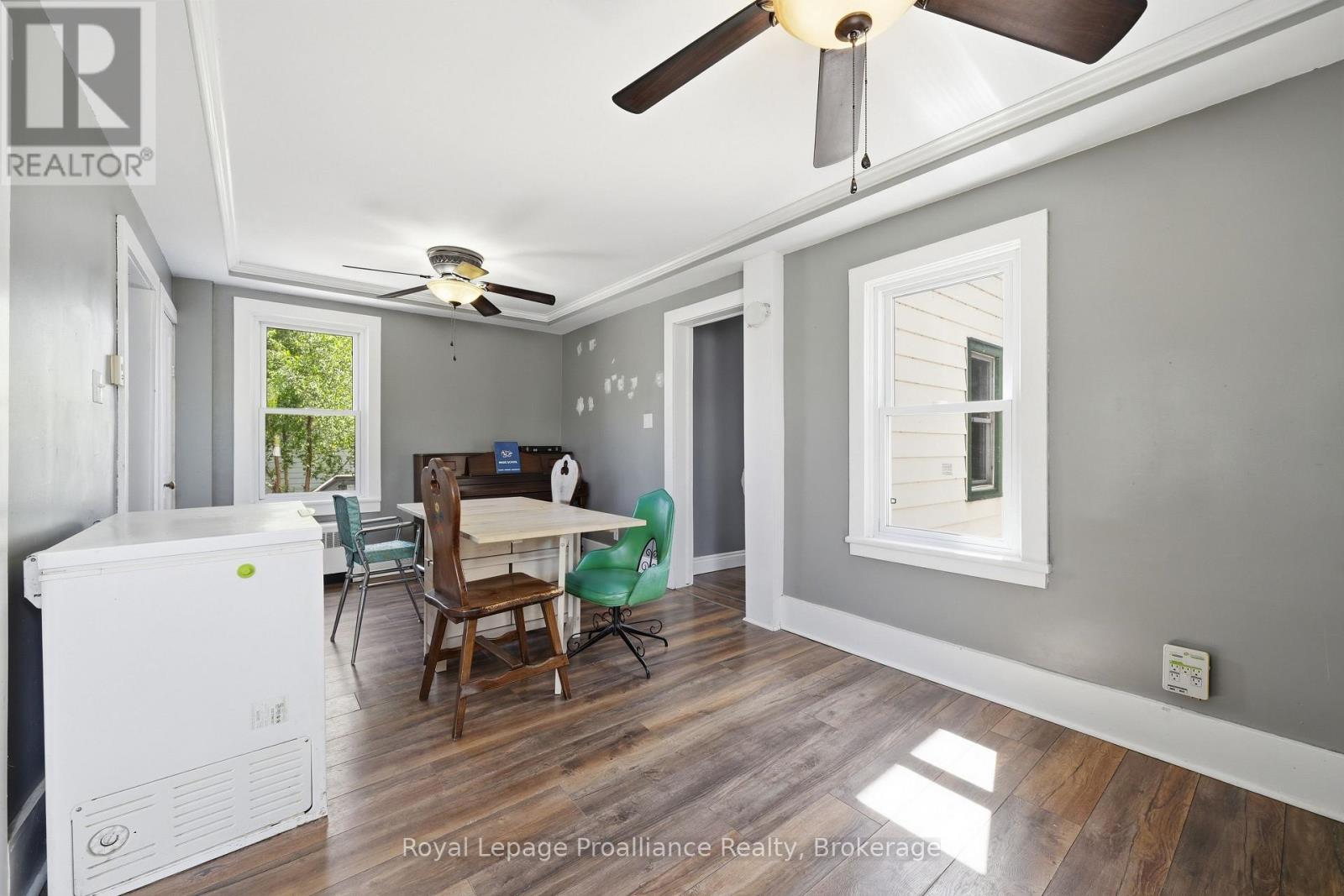 142 West Street, Quinte West, Ontario  K8V 2M5 - Photo 14 - X13212952