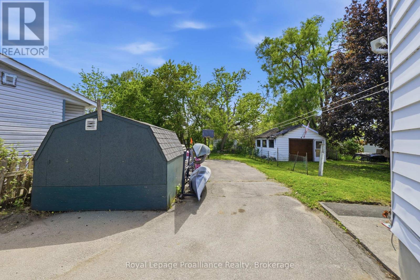 142 West Street, Quinte West, Ontario  K8V 2M5 - Photo 33 - X13212952