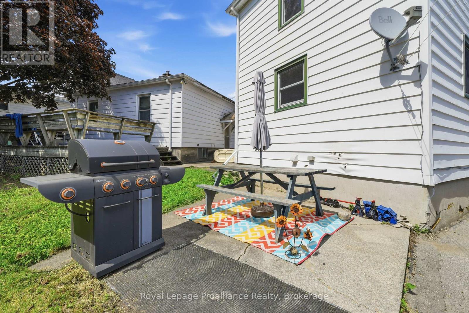 142 West Street, Quinte West, Ontario  K8V 2M5 - Photo 36 - X13212952