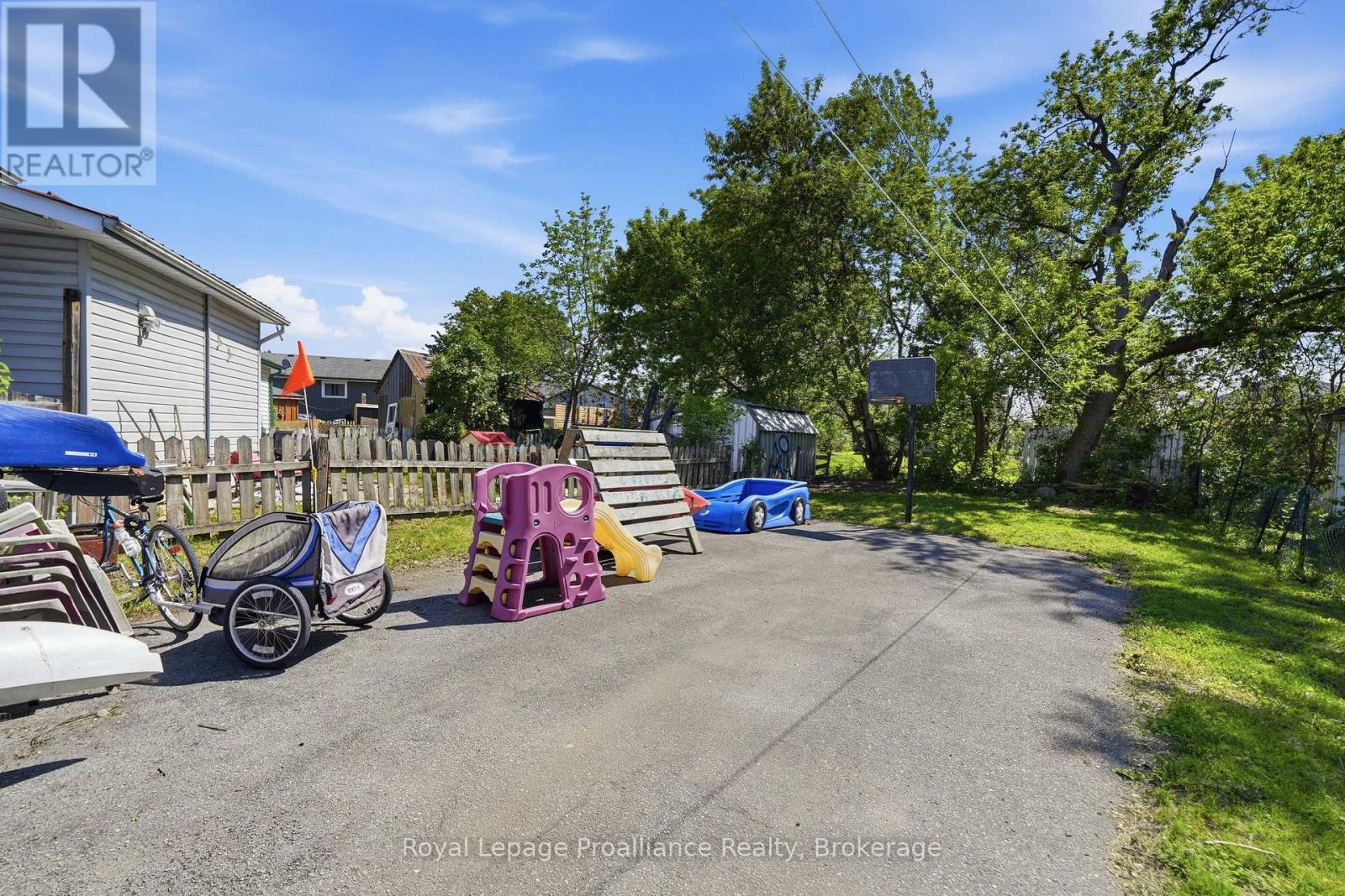 142 West Street, Quinte West, Ontario  K8V 2M5 - Photo 39 - X13212952