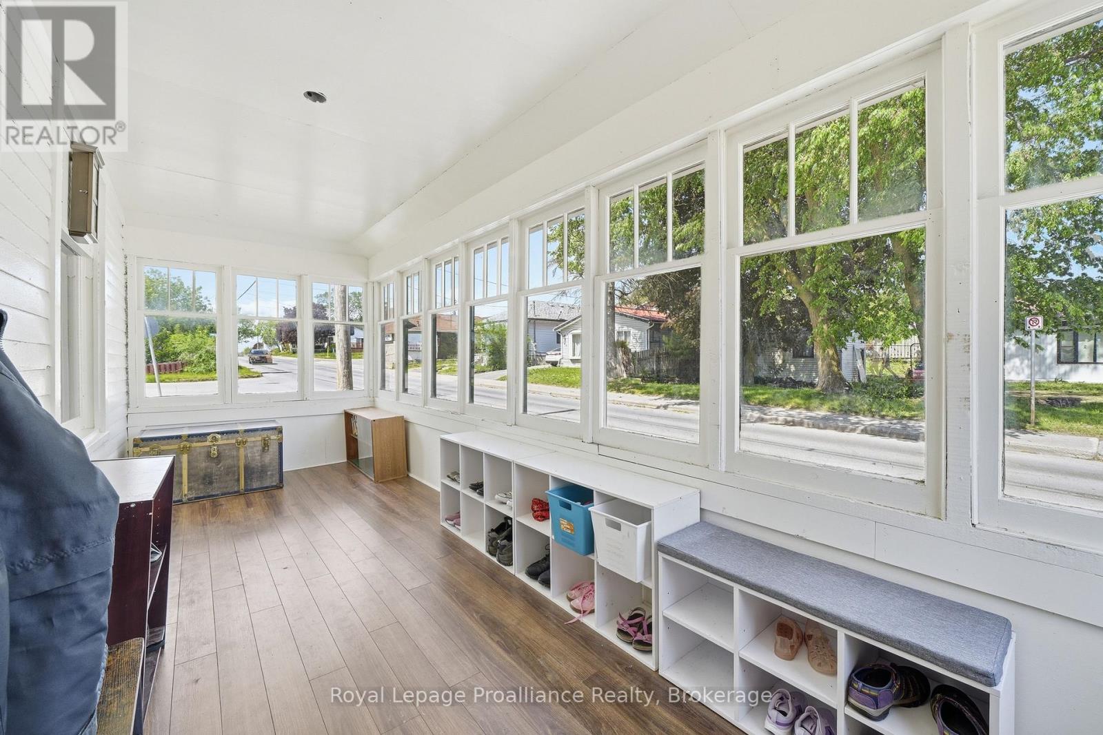 142 West Street, Quinte West, Ontario  K8V 2M5 - Photo 6 - X13212952
