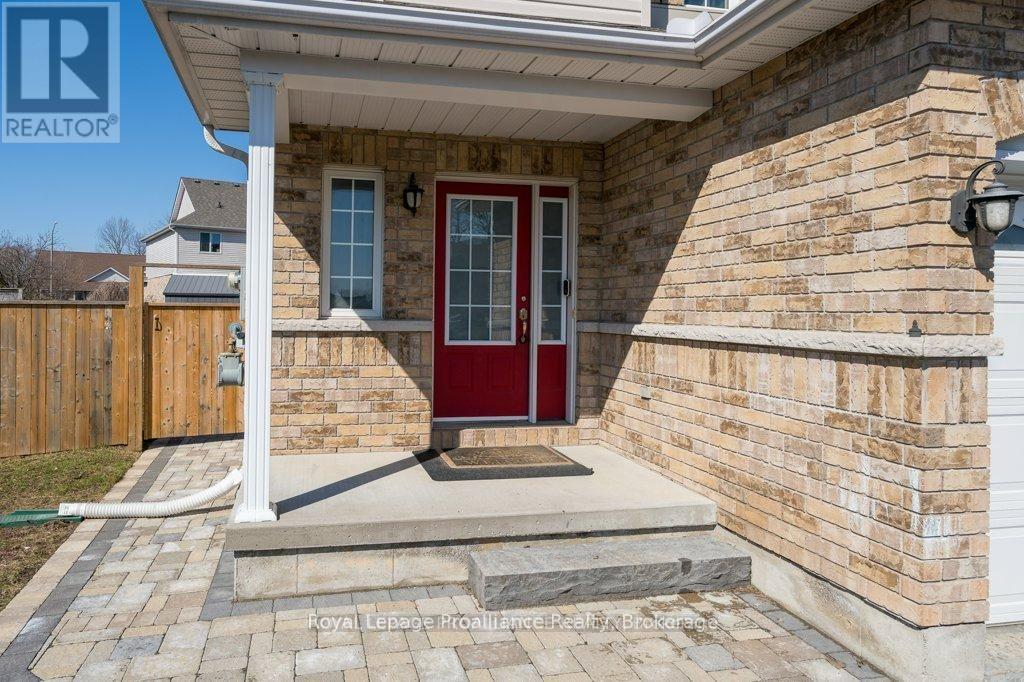 4 Ava Court, Belleville, Ontario  K8P 0B2 - Photo 5 - X13213222