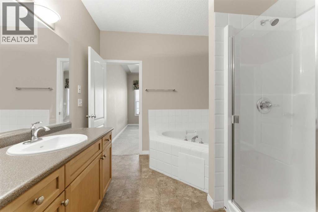 12 Rocky Vista Terrace NW, Calgary, Alberta  T3G 5G5 - Photo 29 - A2315187