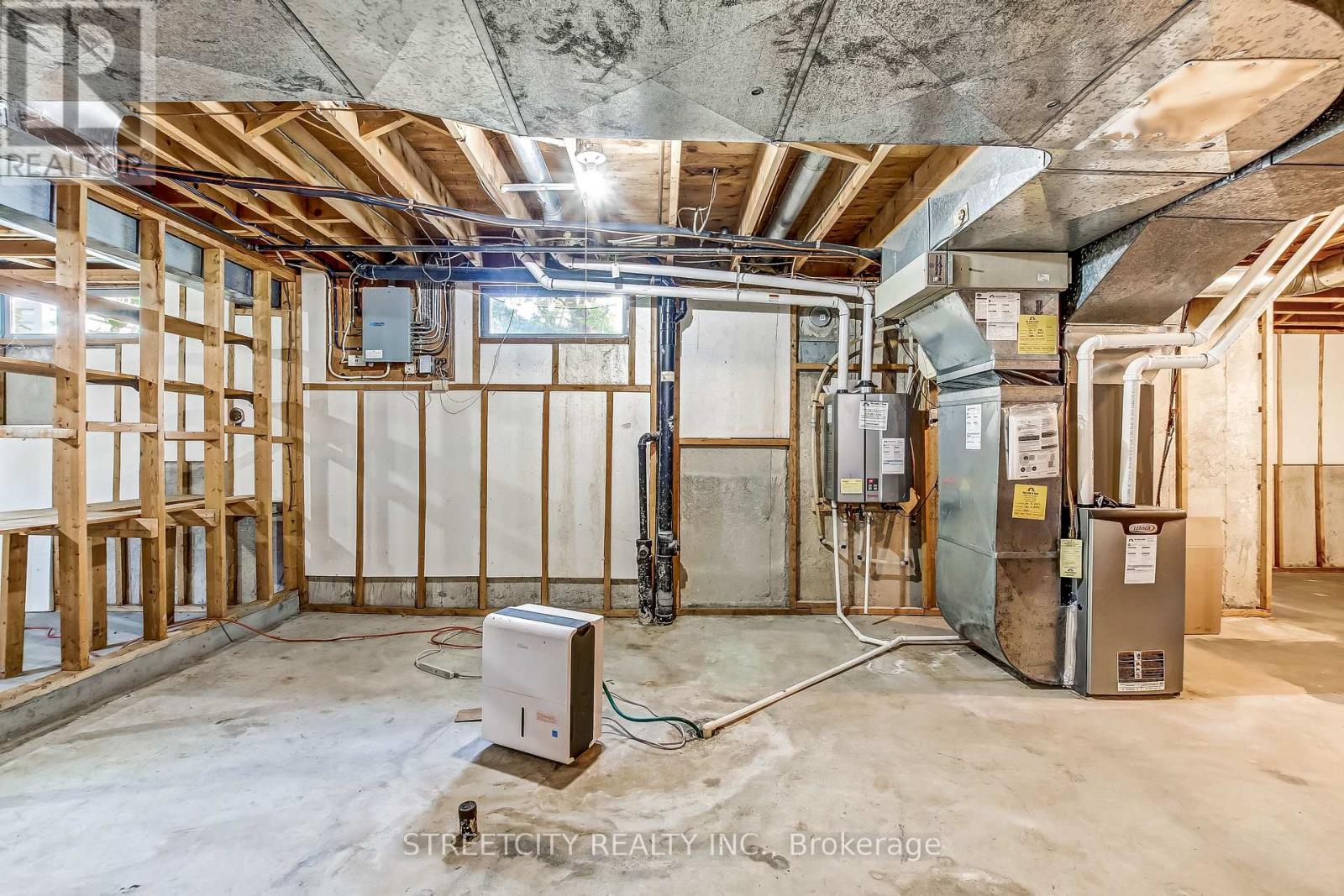 648 Cranbrook Road, London South, Ontario  N6K 1W6 - Photo 21 - X13213056