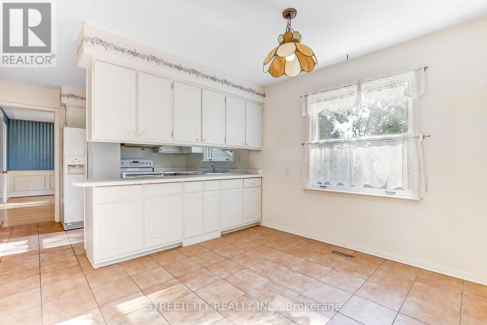 648 Cranbrook Road, London South, Ontario  N6K 1W6 - Photo 9 - X13213056
