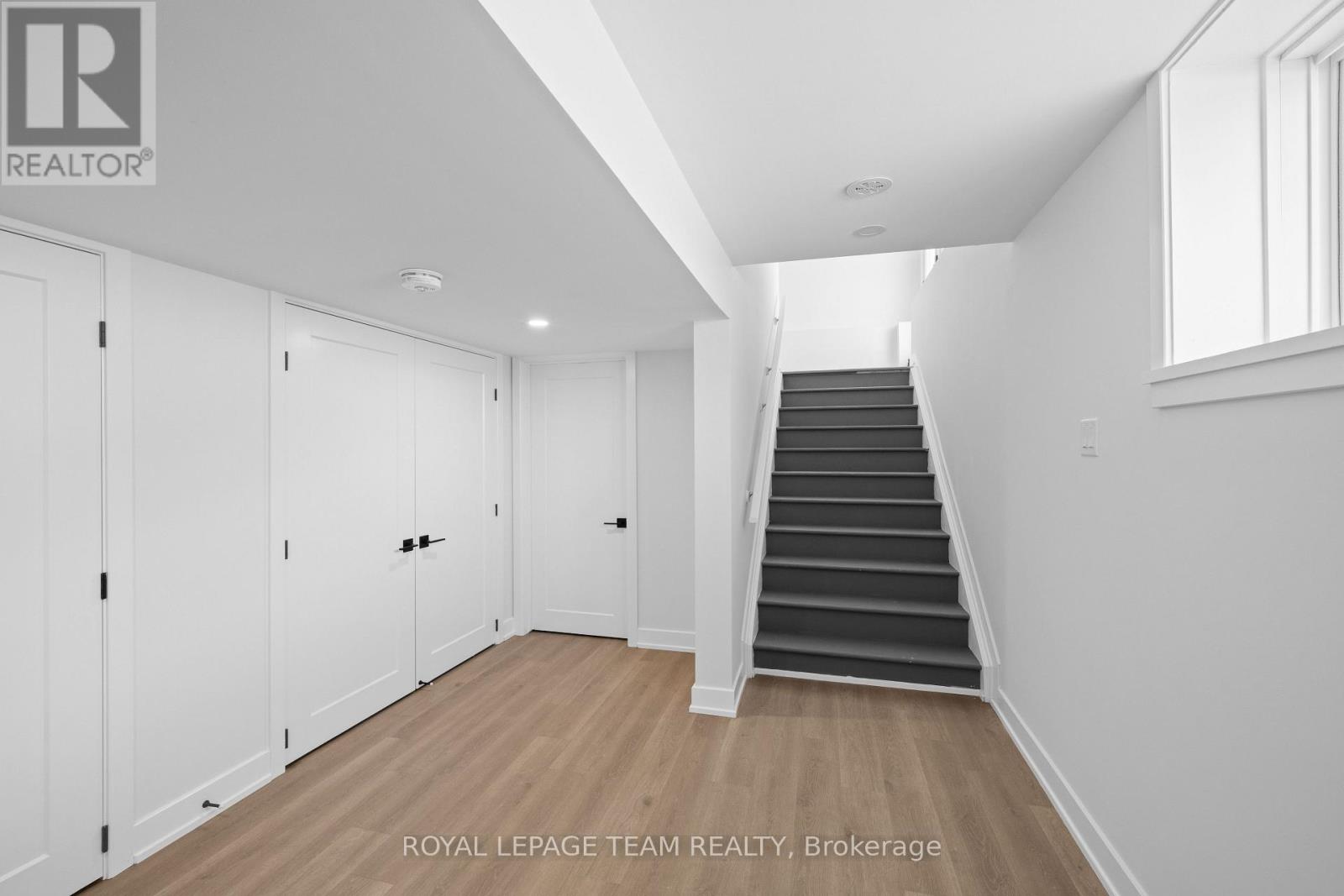 1 - 1098 Moore Street, Brockville, Ontario  K6V 0H2 - Photo 2 - X13213368