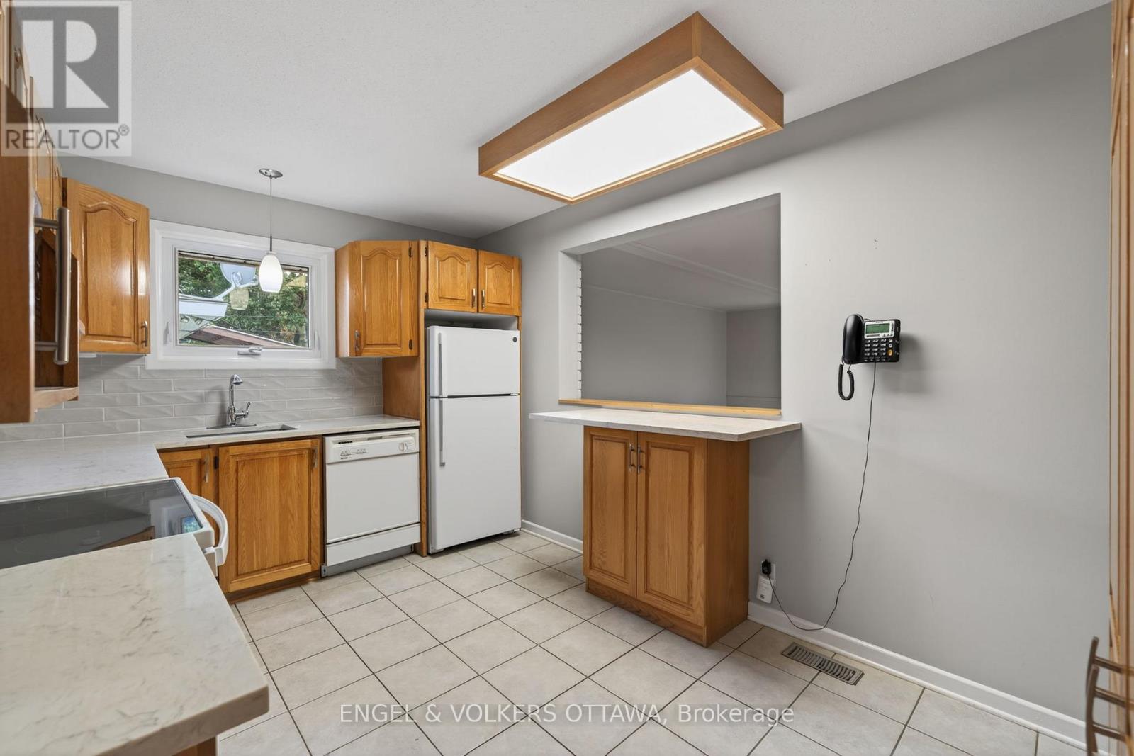 62 Wigan Drive, Ottawa, Ontario  K2E 6L1 - Photo 11 - X13213386