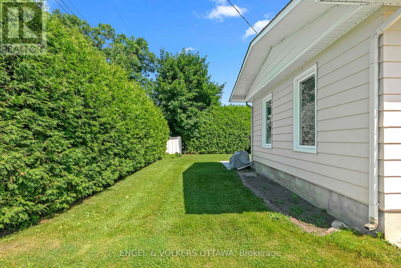 62 Wigan Drive, Ottawa, Ontario  K2E 6L1 - Photo 30 - X13213386