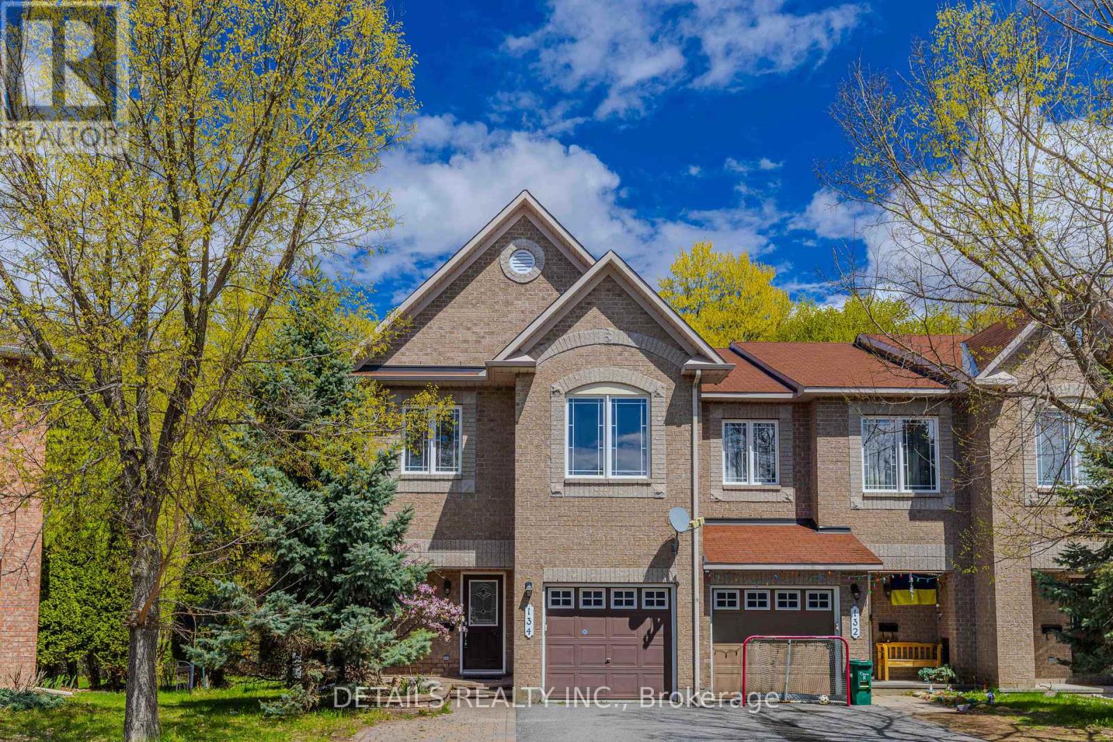 134 TACOM CIRCLE, Ottawa, Ontario