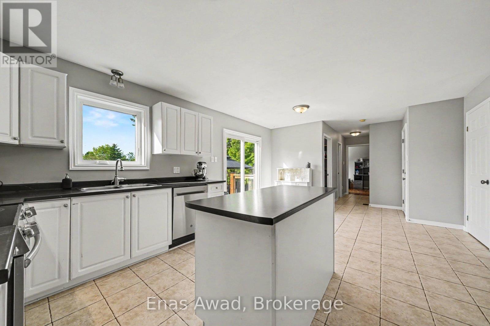 1253 Collier Crescent, Ottawa, Ontario  K4P 1C1 - Photo 11 - X13211922
