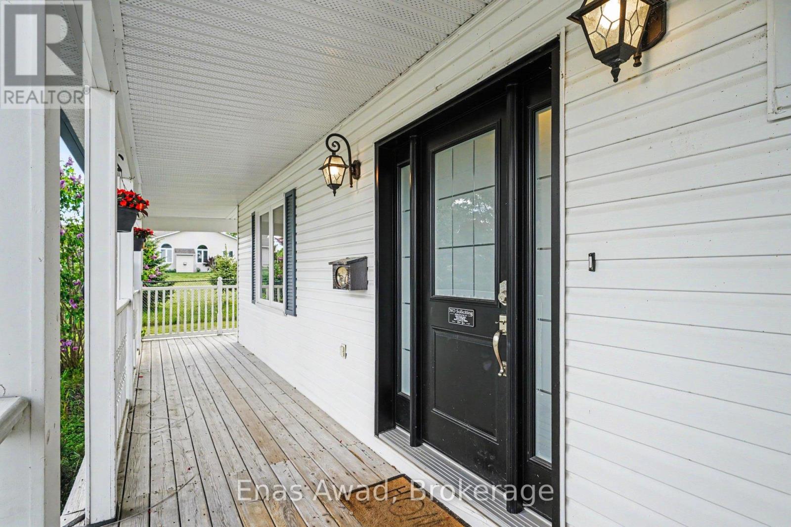 1253 Collier Crescent, Ottawa, Ontario  K4P 1C1 - Photo 5 - X13211922