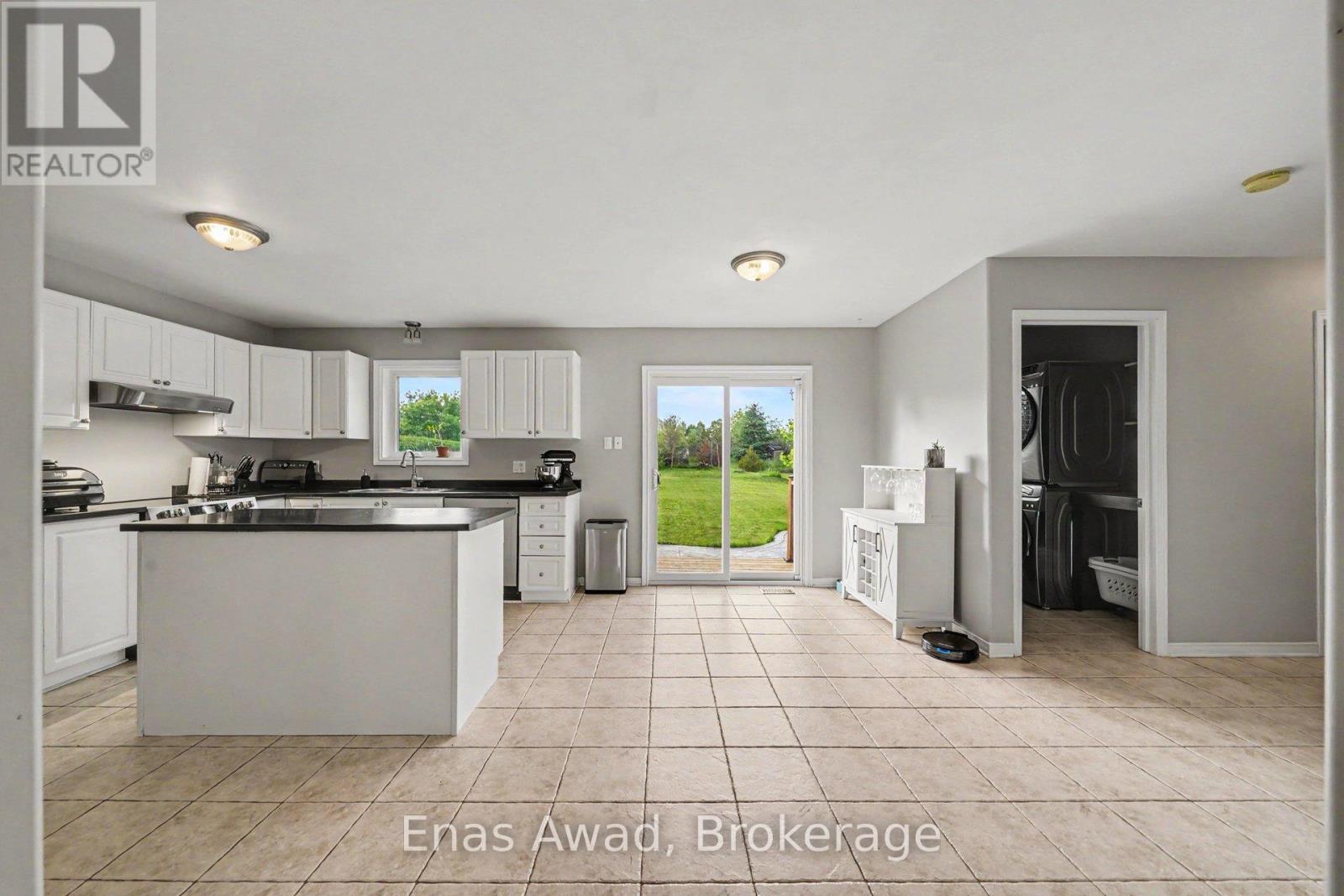 1253 Collier Crescent, Ottawa, Ontario  K4P 1C1 - Photo 9 - X13211922