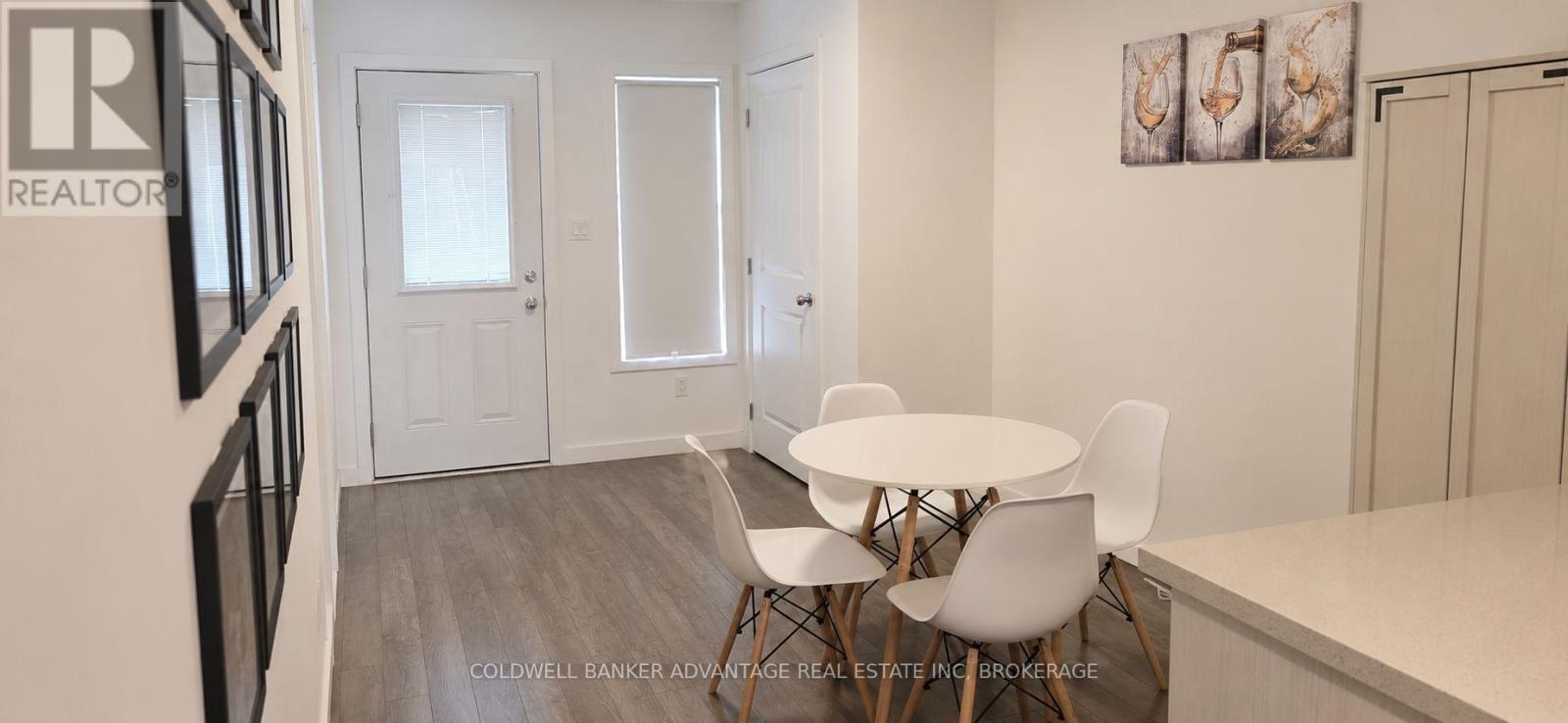 20 Waterleaf Trail, Welland, Ontario  L3C 1T9 - Photo 2 - X13213220