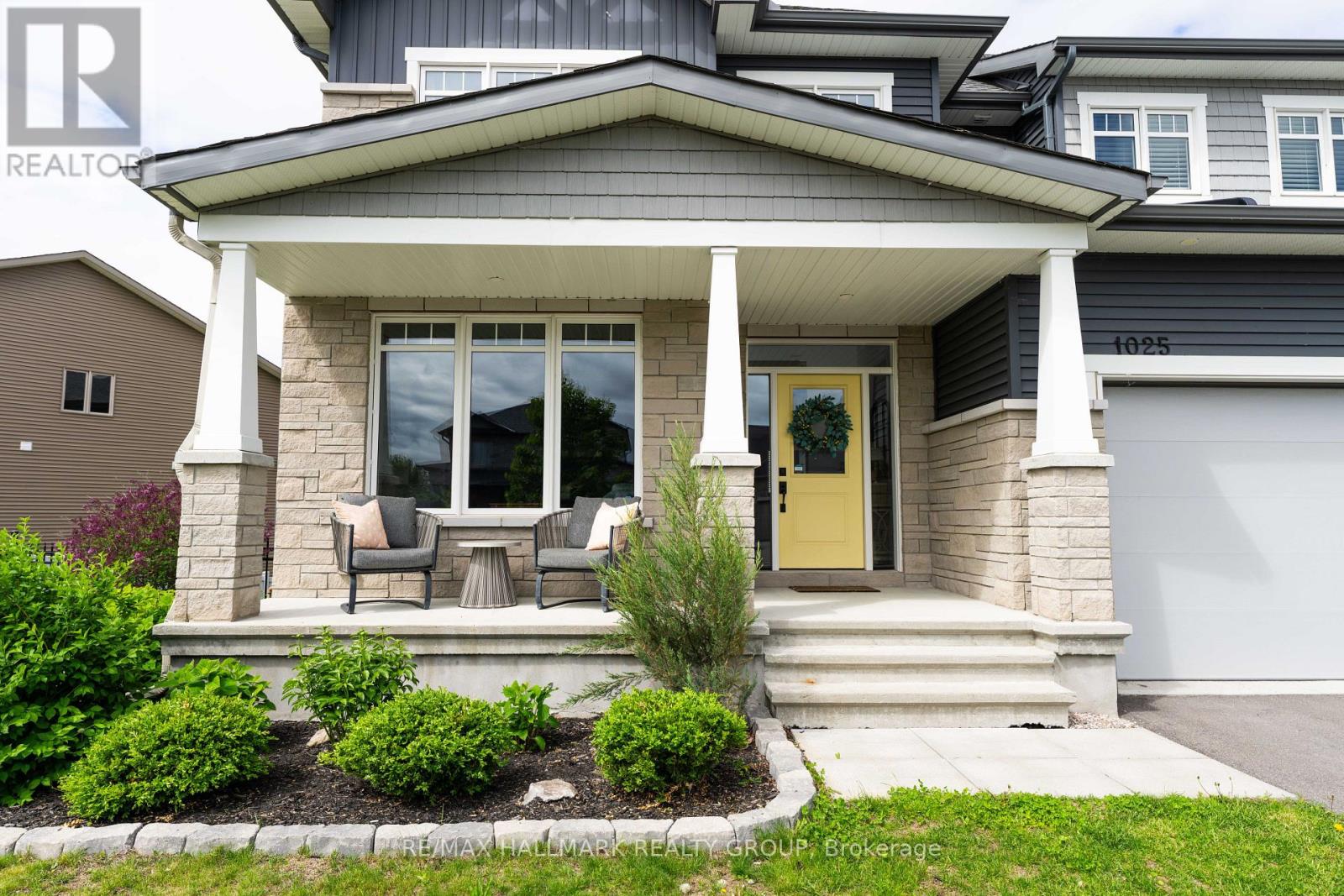 1025 Diamond Street, Clarence-Rockland, Ontario K4K 1P6 - Photo 2 - X12972106