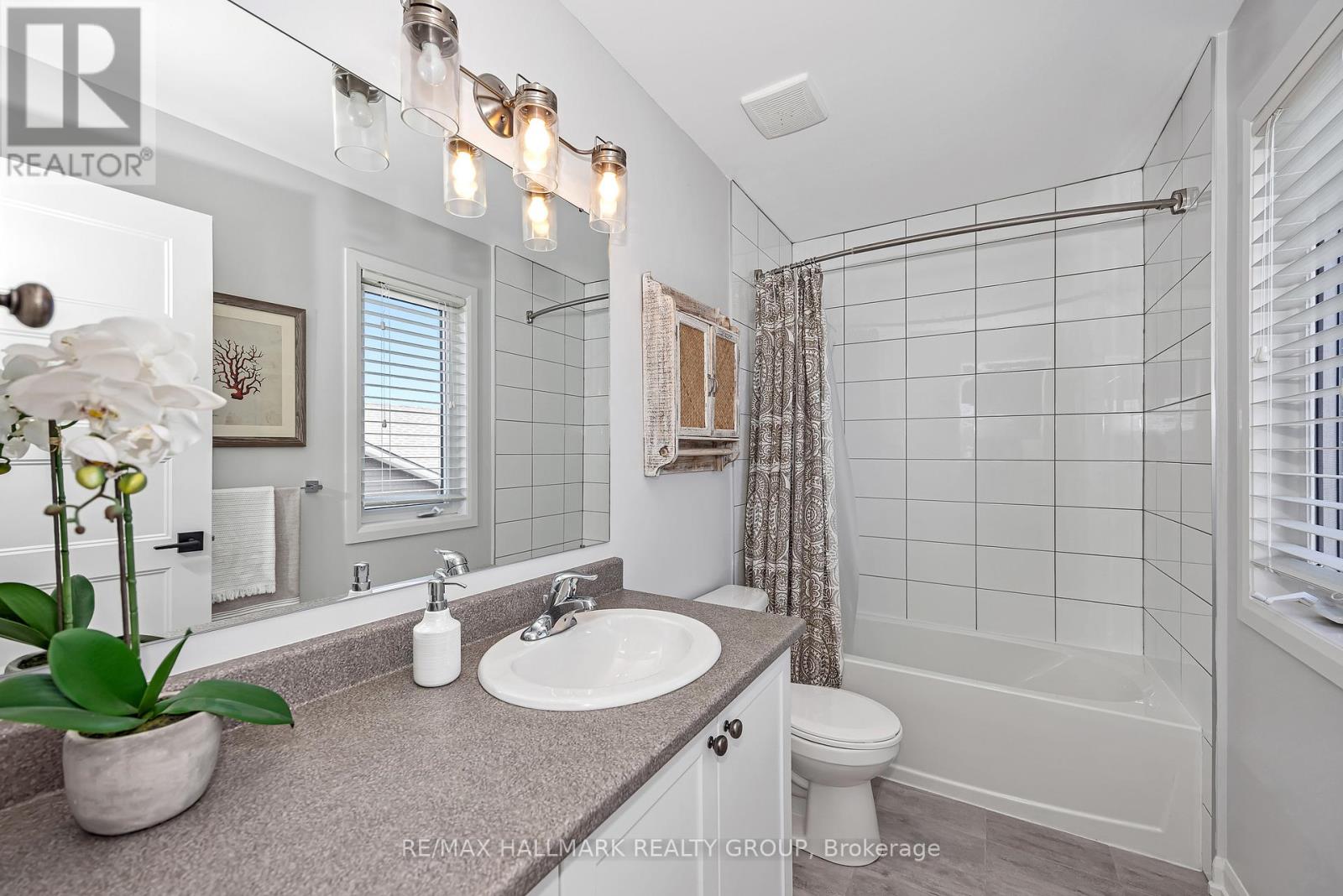 1025 Diamond Street, Clarence-Rockland, Ontario K4K 1P6 - Photo 30 - X12972106