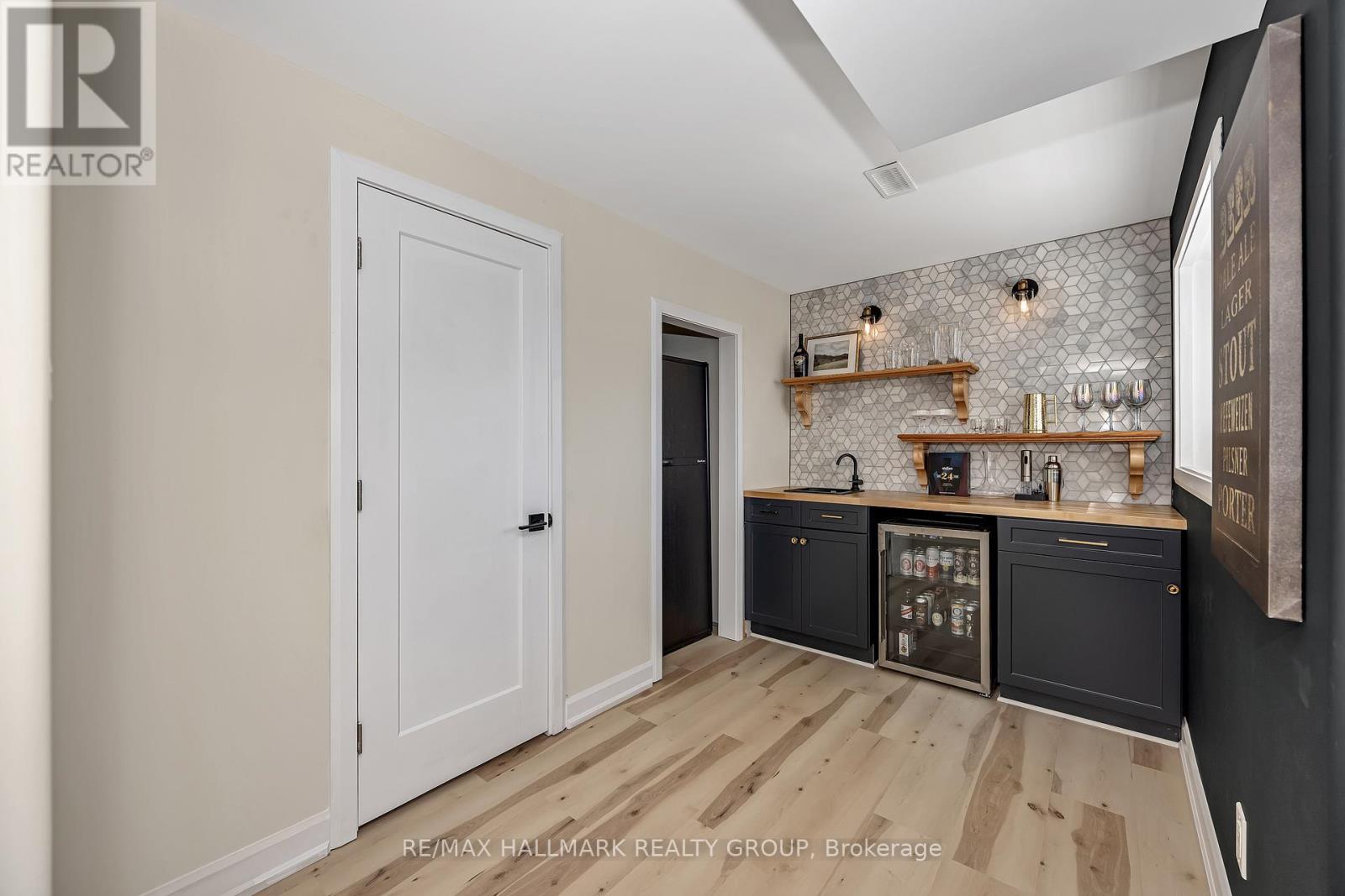 1025 Diamond Street, Clarence-Rockland, Ontario K4K 1P6 - Photo 41 - X12972106