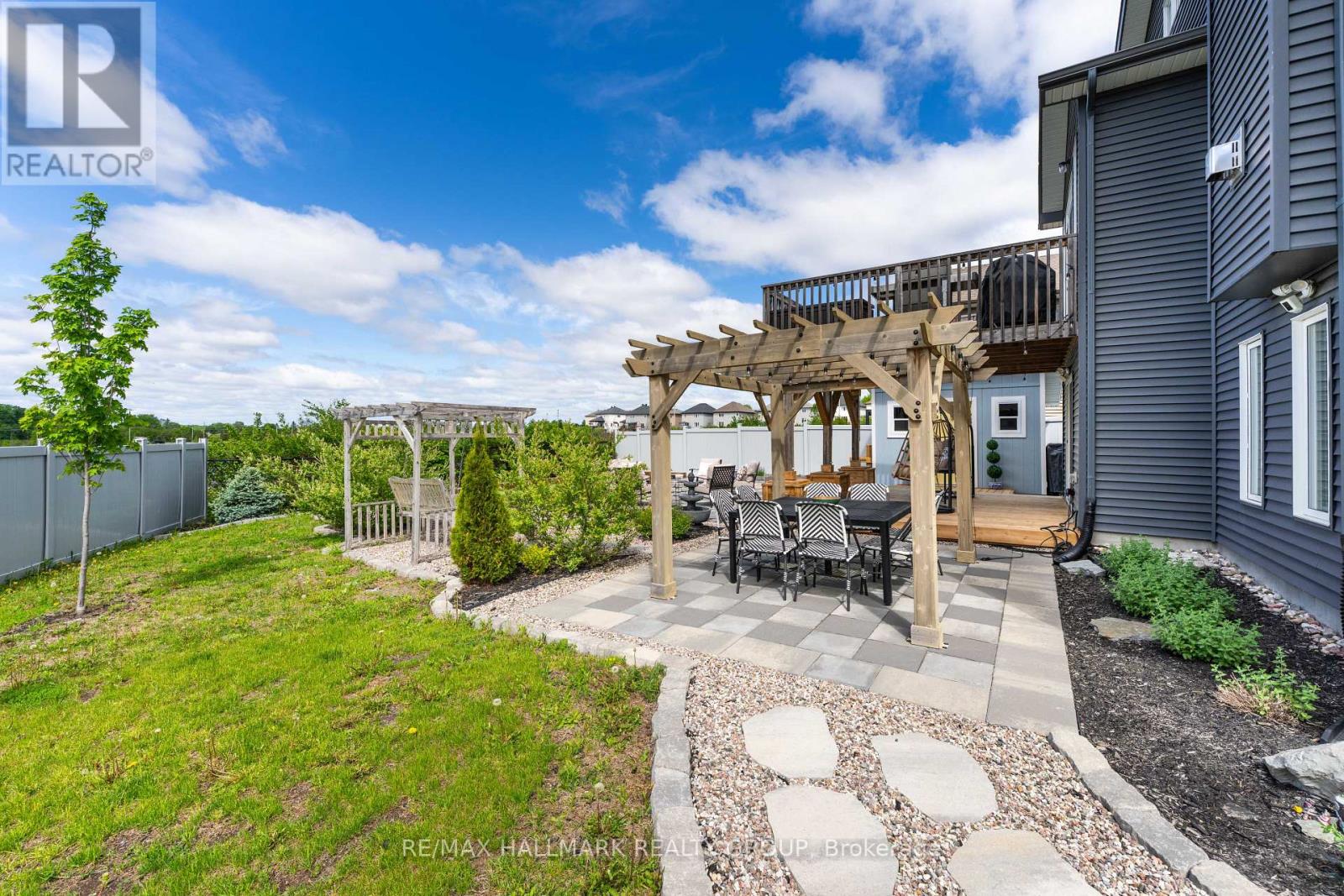 1025 Diamond Street, Clarence-Rockland, Ontario K4K 1P6 - Photo 48 - X12972106