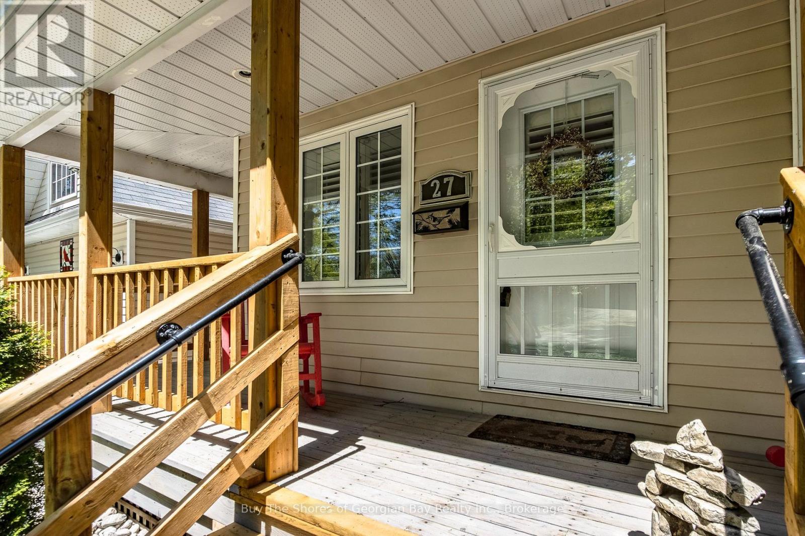 27 Don Street, Penetanguishene, Ontario  L9M 1E5 - Photo 4 - S13213136