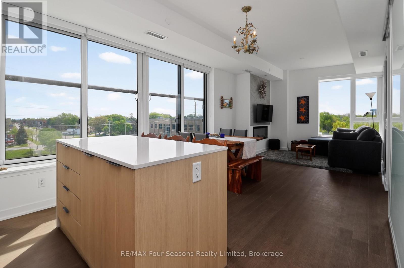 406 - 31 Huron Street, Collingwood, Ontario L9Y 5T7 - Photo 8 - S13213158