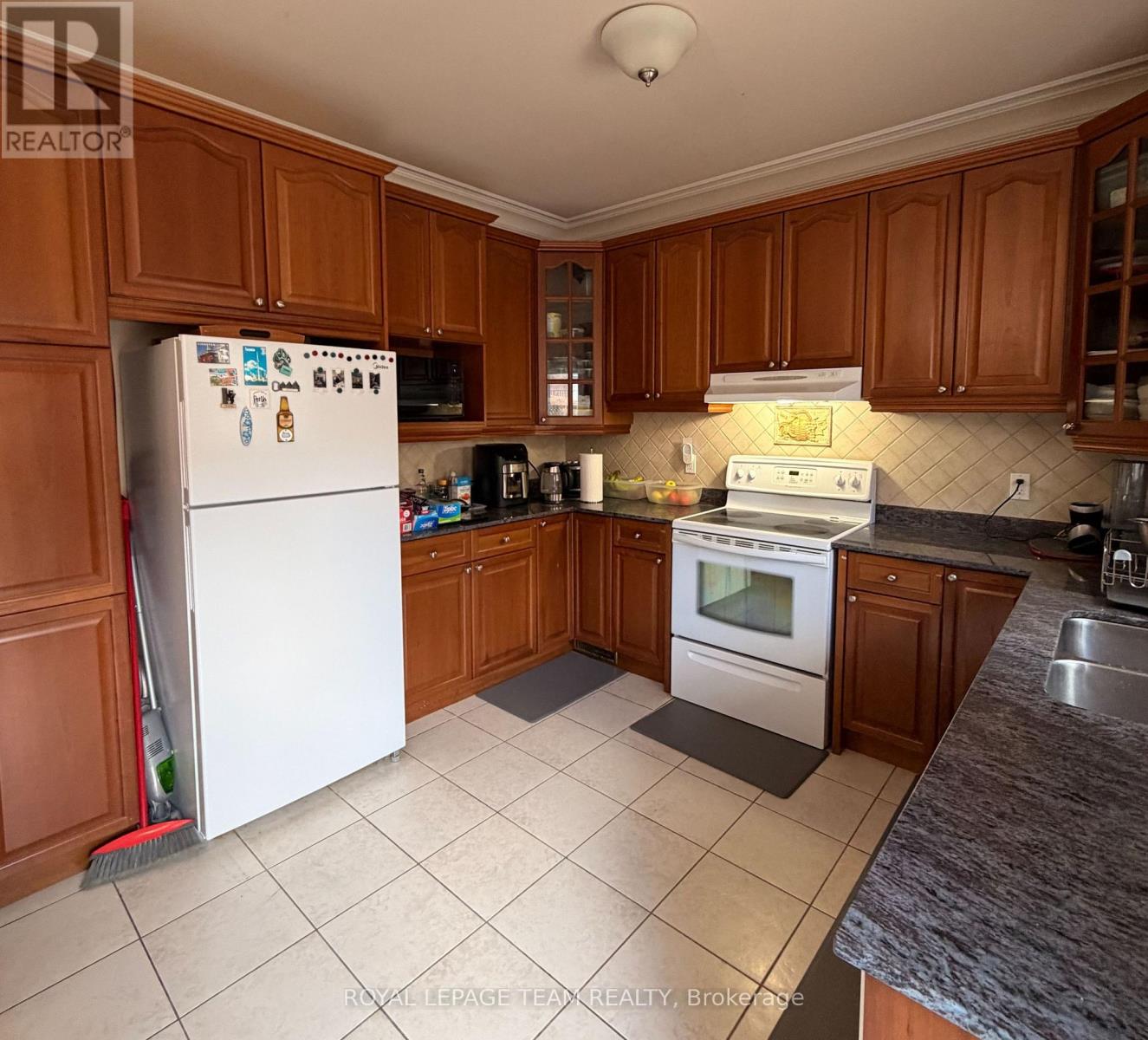 1221 Anoka Street, Ottawa, Ontario  K1V 6C5 - Photo 15 - X13111002