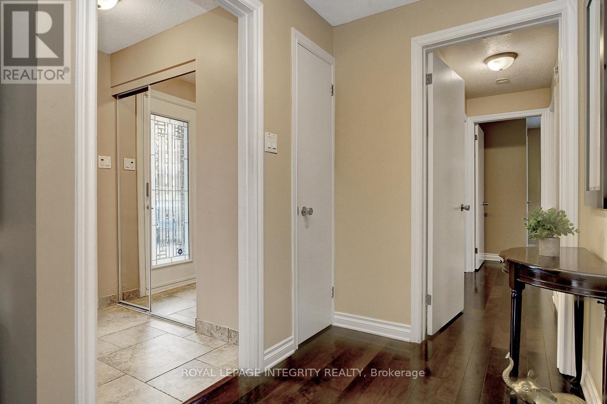 27 Birchview Road, Ottawa, Ontario  K2G 3G3 - Photo 3 - X13176788