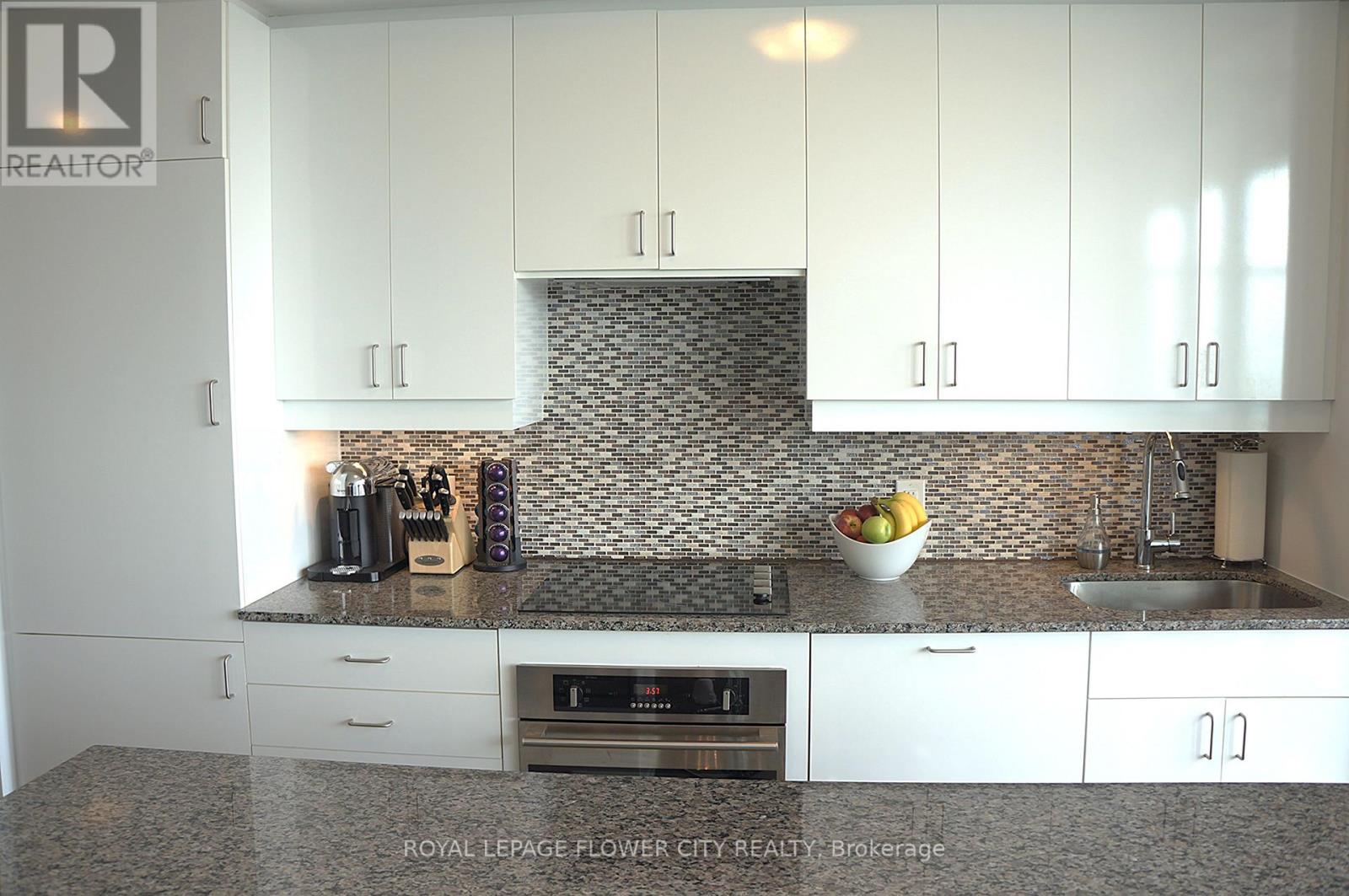 4007 - 426 University Avenue, Toronto, Ontario  M5G 1S9 - Photo 7 - C13212942