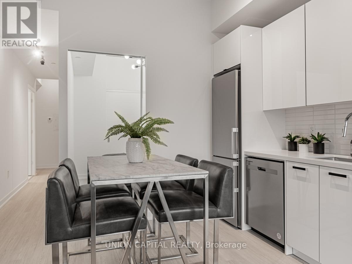 701 - 195 Mccaul Street, Toronto, Ontario  M5T 1W6 - Photo 4 - C13212964