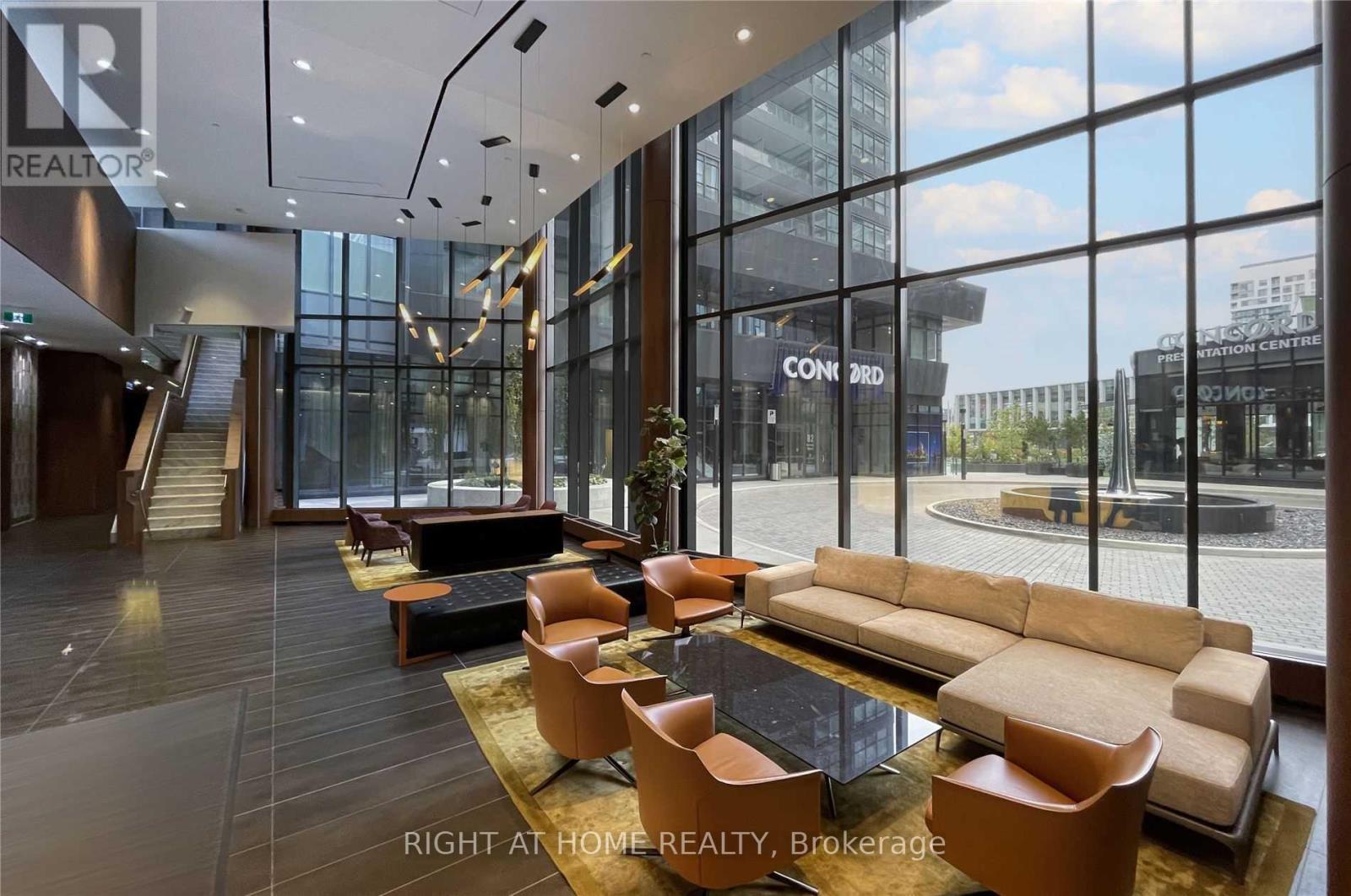 906 - 80 Queens Wharf Road, Toronto, Ontario  M5V 0J3 - Photo 3 - C13212972