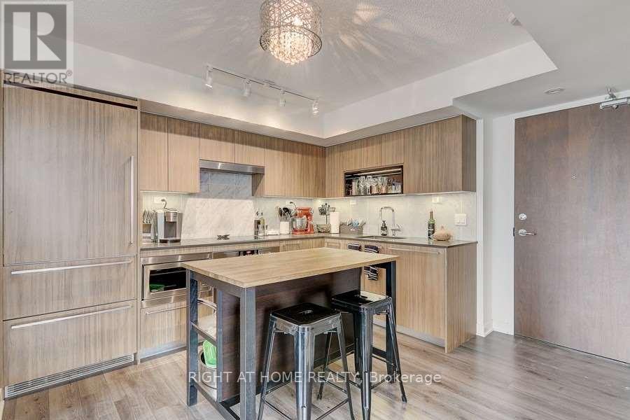 906 - 80 Queens Wharf Road, Toronto, Ontario  M5V 0J3 - Photo 4 - C13212972
