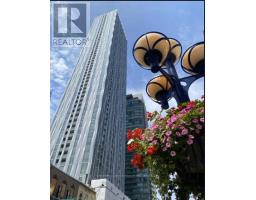 2201 - 1 YORKVILLE AVENUE, Toronto, Ontario