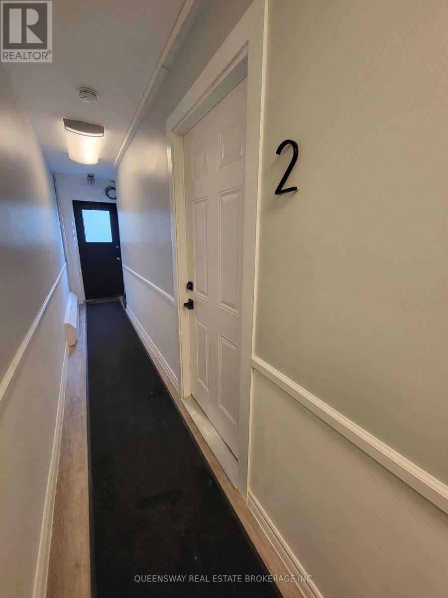2 - 965 Eglinton Avenue W, Toronto, Ontario  M6C 2C4 - Photo 12 - C13213020