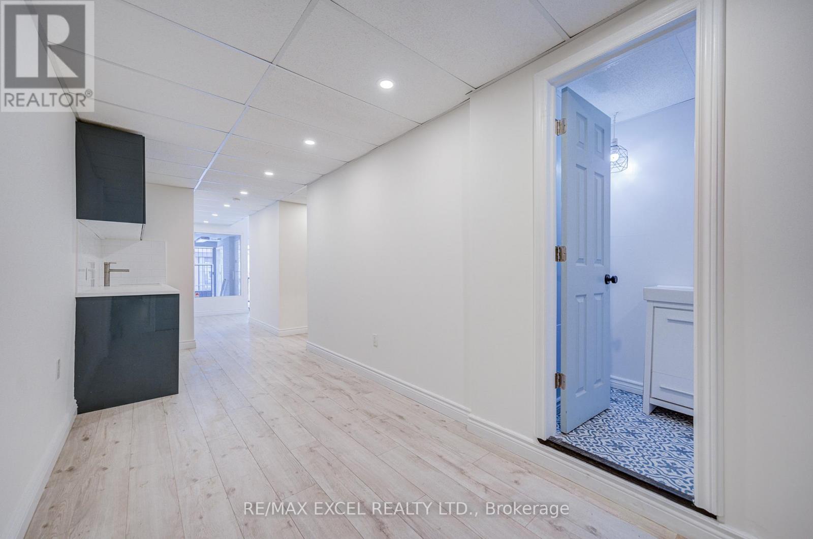300 Gerrard Street E, Toronto, Ontario  M5A 3A1 - Photo 16 - C13213176