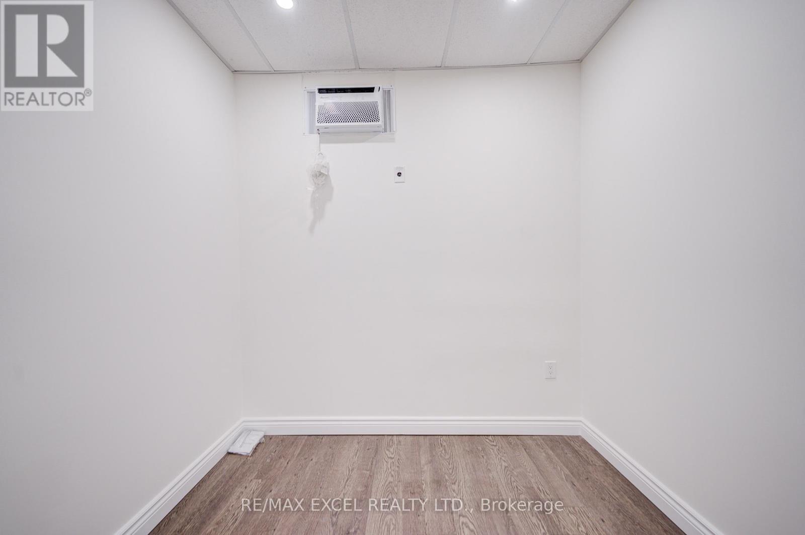 300 Gerrard Street E, Toronto, Ontario  M5A 3A1 - Photo 20 - C13213176