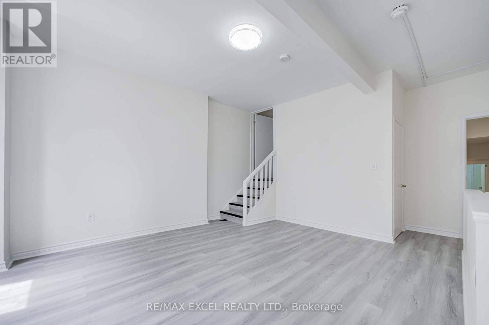 300 Gerrard Street E, Toronto, Ontario  M5A 3A1 - Photo 28 - C13213176