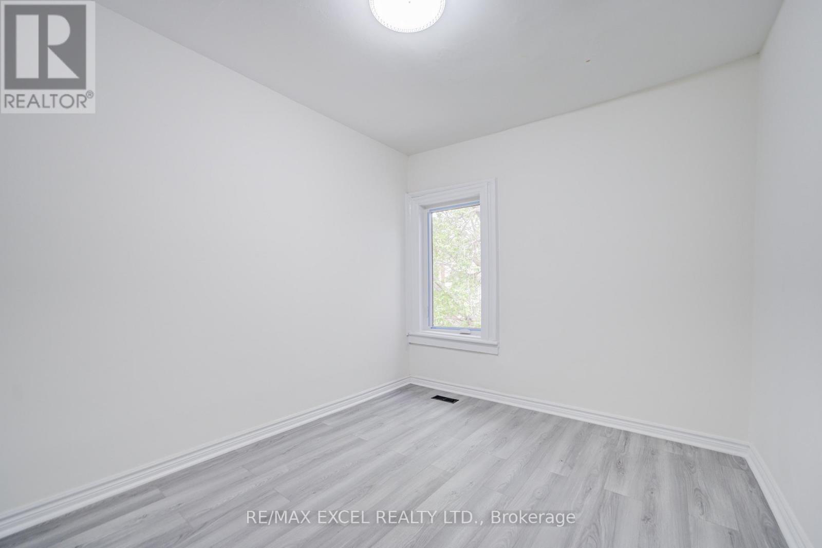 300 Gerrard Street E, Toronto, Ontario  M5A 3A1 - Photo 31 - C13213176