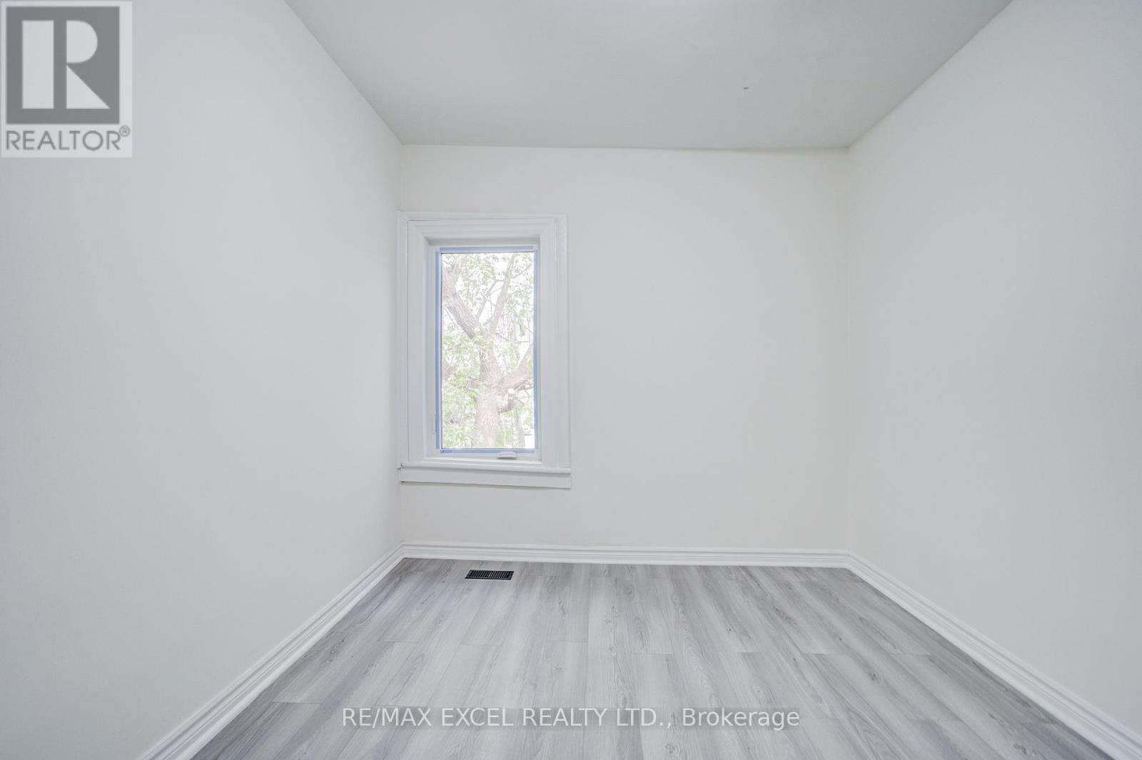300 Gerrard Street E, Toronto, Ontario  M5A 3A1 - Photo 33 - C13213176