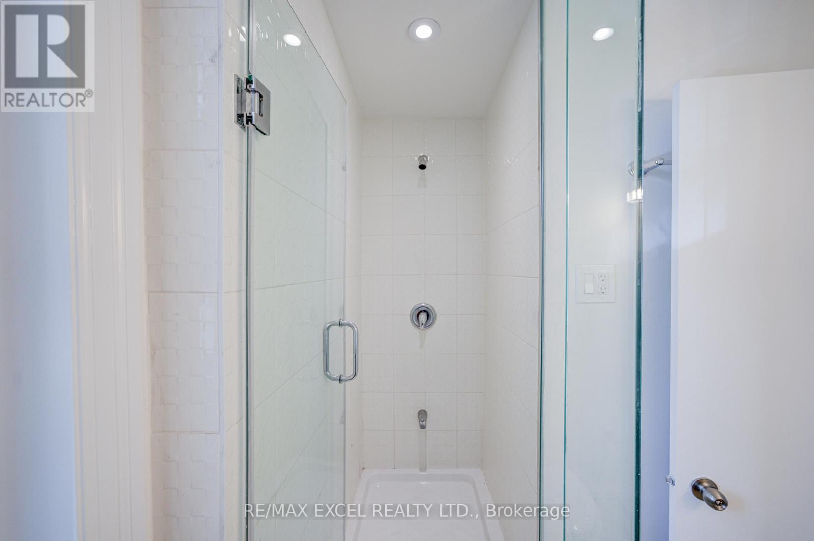 300 Gerrard Street E, Toronto, Ontario  M5A 3A1 - Photo 36 - C13213176