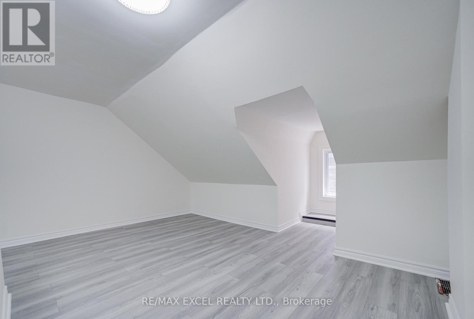 300 Gerrard Street E, Toronto, Ontario  M5A 3A1 - Photo 38 - C13213176