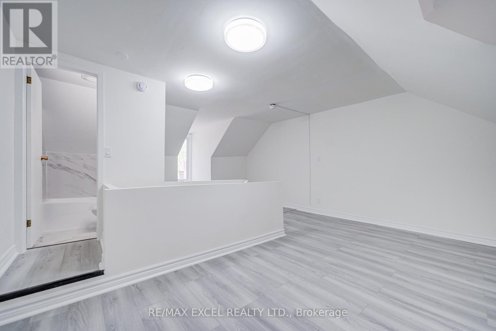 300 Gerrard Street E, Toronto, Ontario  M5A 3A1 - Photo 41 - C13213176