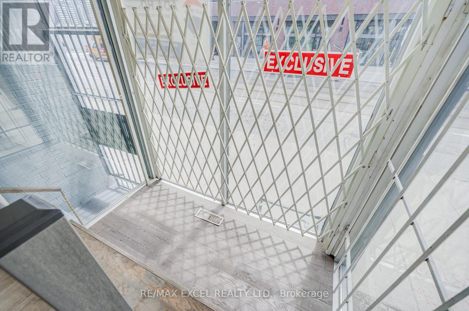 300 Gerrard Street E, Toronto, Ontario  M5A 3A1 - Photo 6 - C13213176
