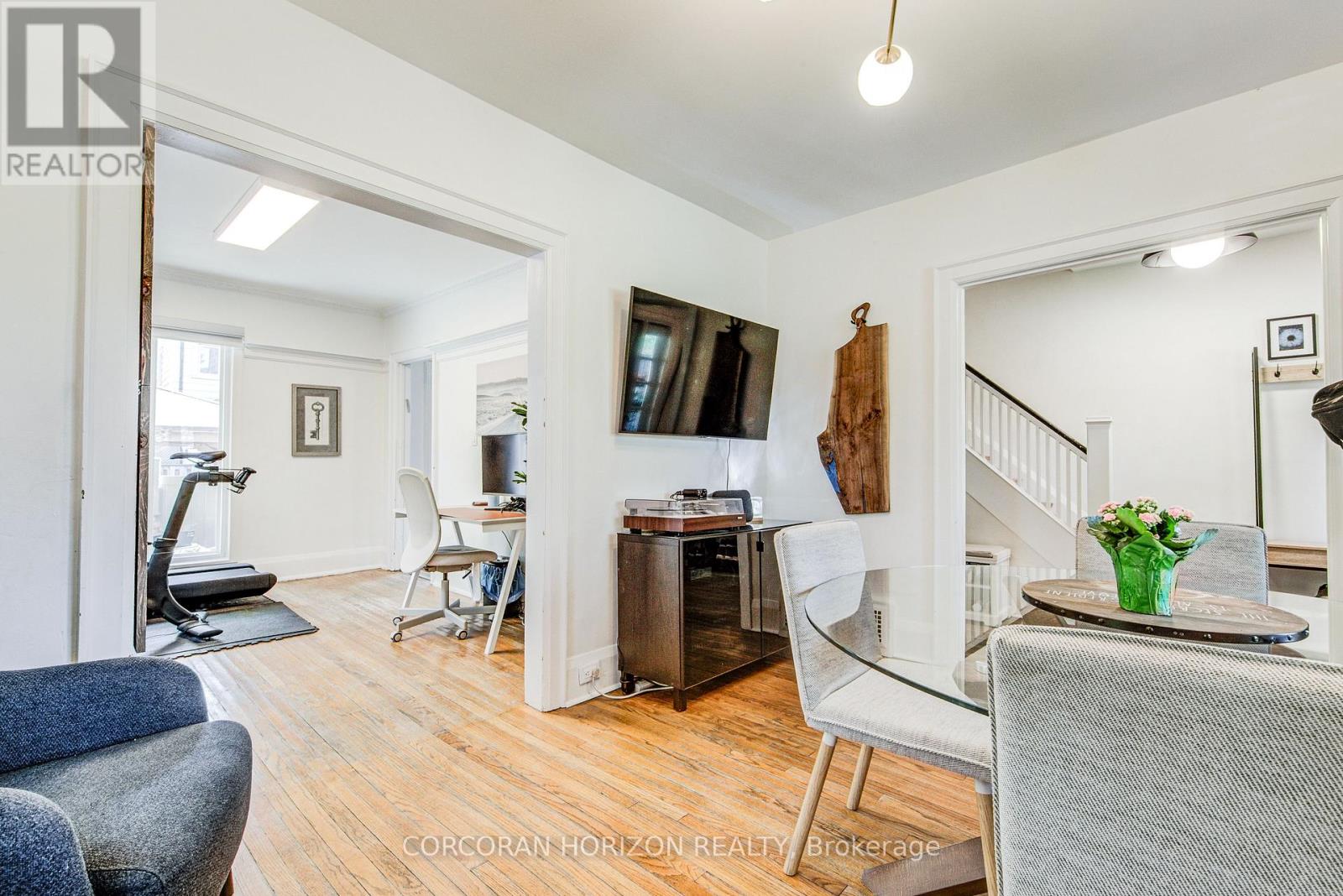 77 Montgomery Avenue, Toronto, Ontario  M4R 1E1 - Photo 11 - C13213350