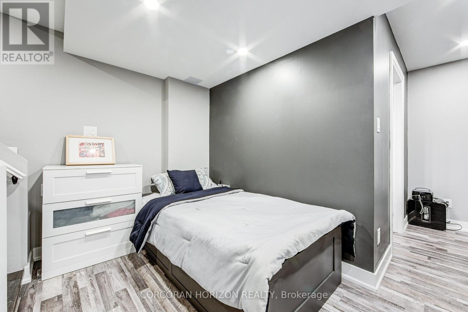 77 Montgomery Avenue, Toronto, Ontario  M4R 1E1 - Photo 19 - C13213350