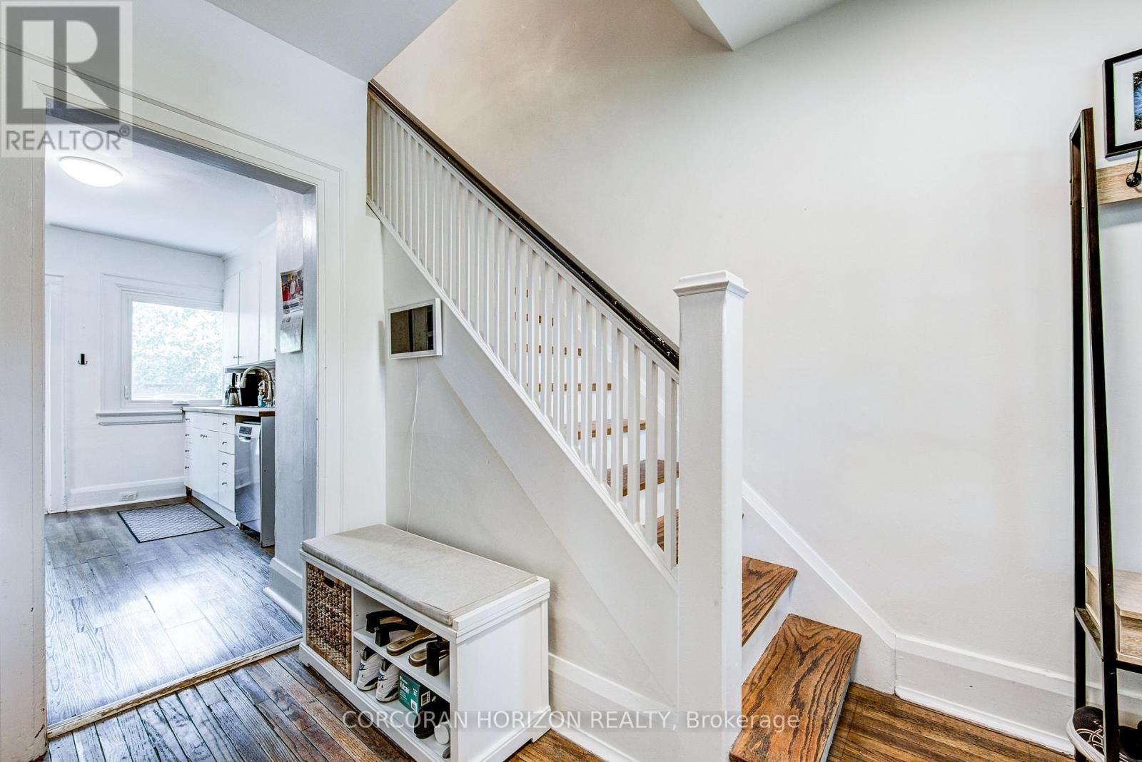 77 Montgomery Avenue, Toronto, Ontario  M4R 1E1 - Photo 6 - C13213350