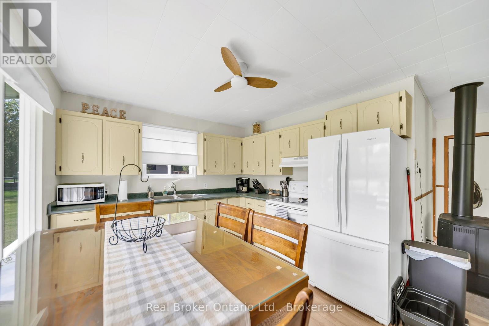 79 Mapleport Crescent, South Bruce Peninsula, Ontario  N0H 2G0 - Photo 9 - X13212902