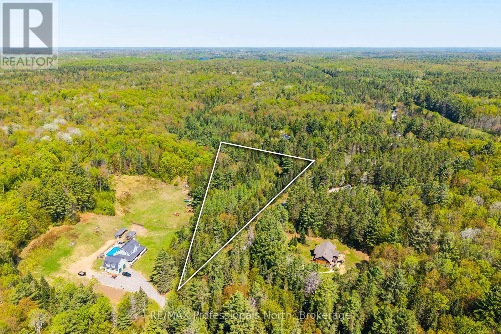3116 Old Muskoka Road, Huntsville, Ontario P0B 1M0 - Photo 3 - X13213166