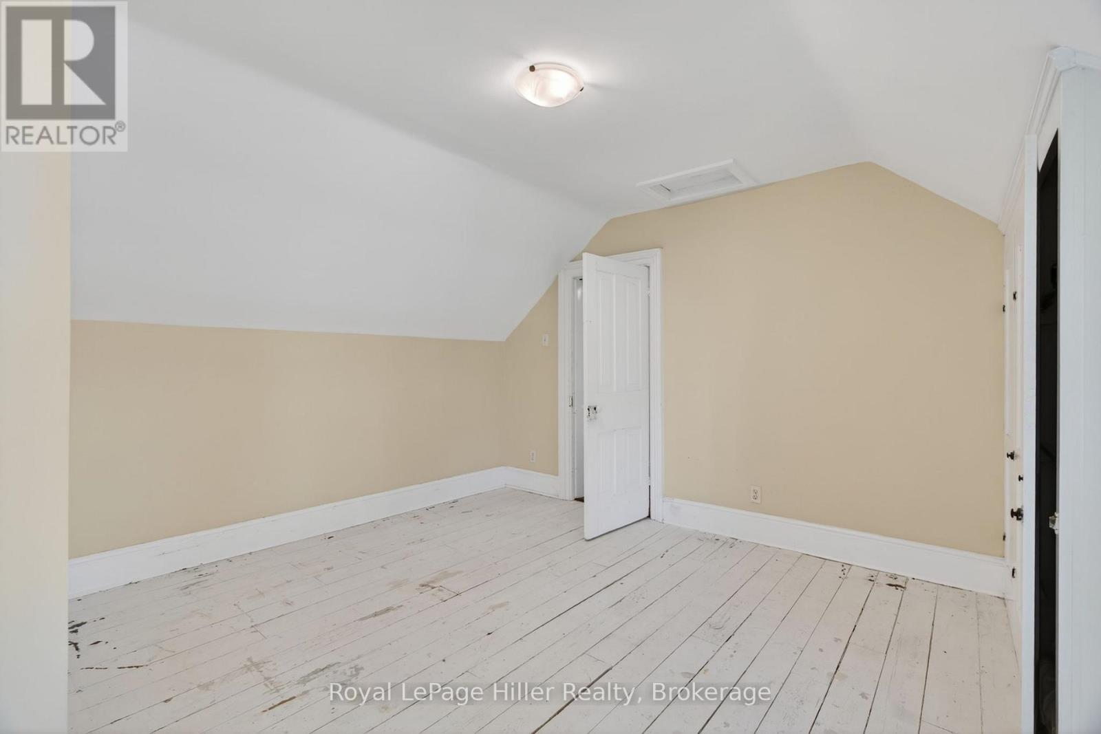 51 Argyle Street, Stratford, Ontario  N5A 2H4 - Photo 30 - X13213238